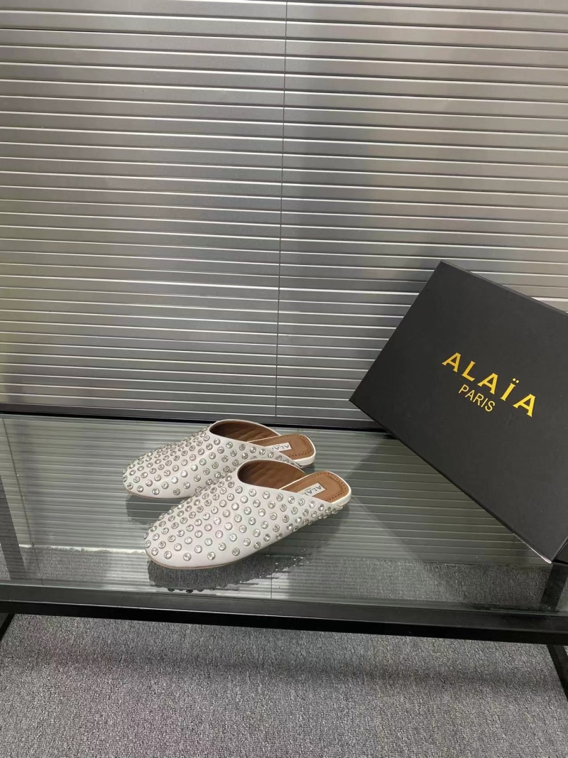 Alaia Flat Shoes